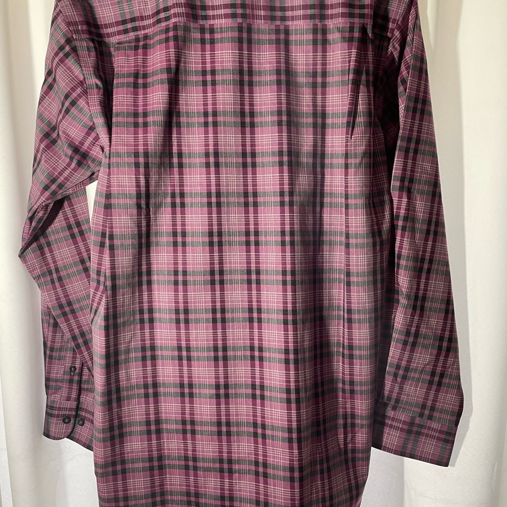Mens button down - Picture 2 of 5